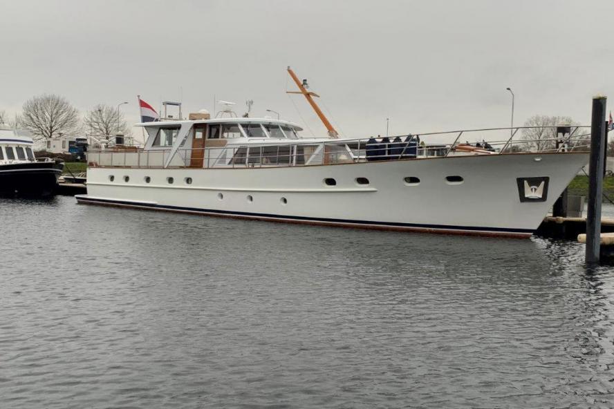 Feadship - Van Lent 2500 