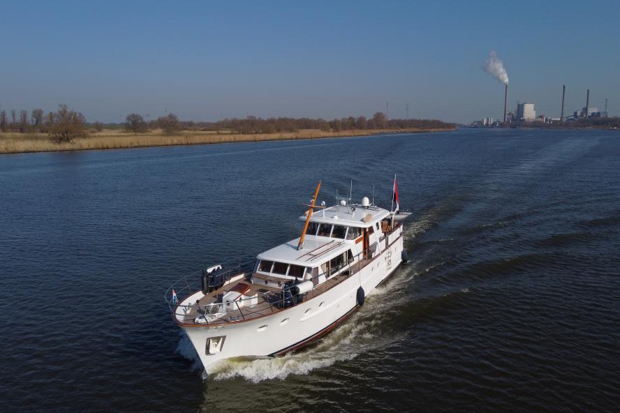 Feadship - Van Lent 2500 