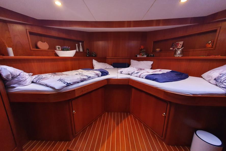 Linssen - Grand Sturdy 470 AC Twin