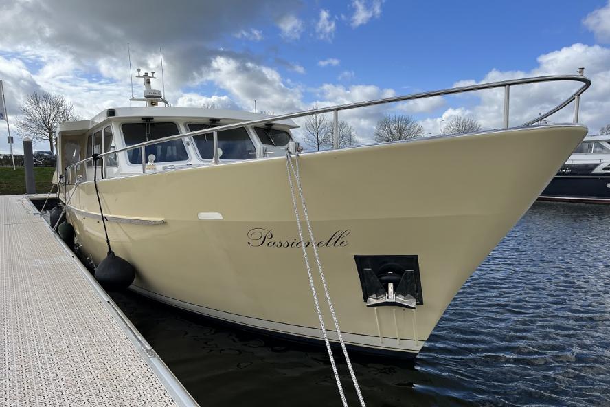 Bronsveen - Trawler 