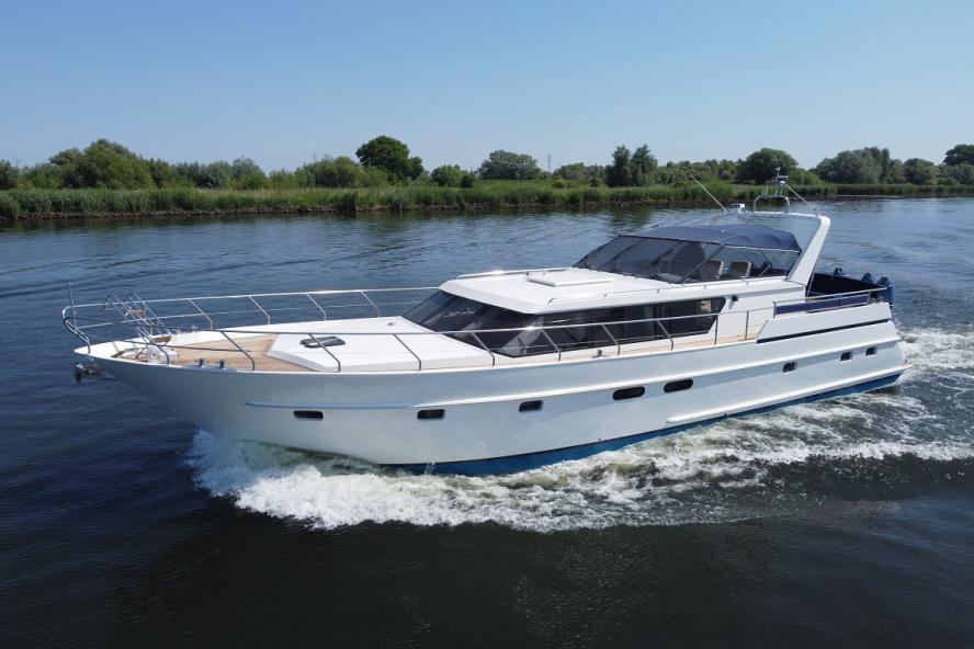 sterkenburg yachting reviews