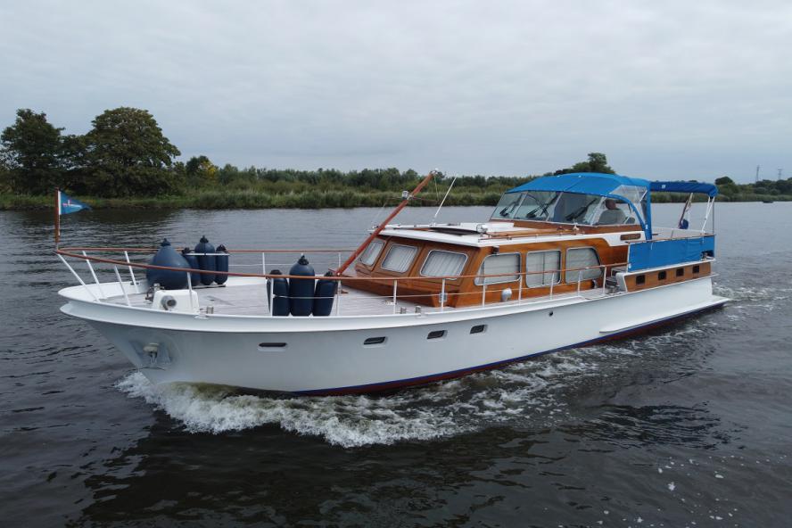 sterkenburg yachting reviews