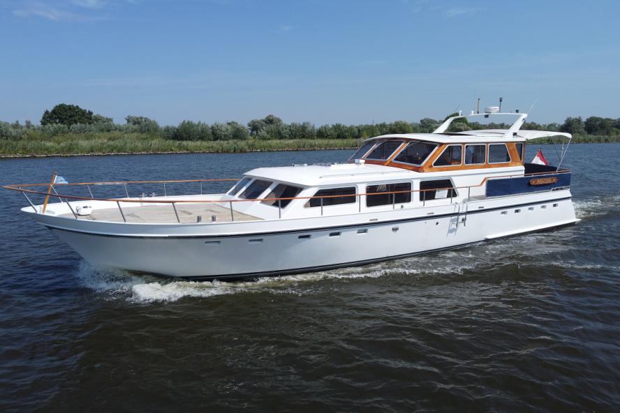 sterkenburg yachting reviews