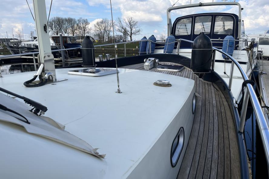 Linssen - Grand Sturdy 430 AC Twin