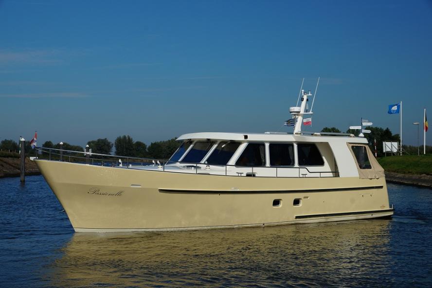 Bronsveen - Trawler 