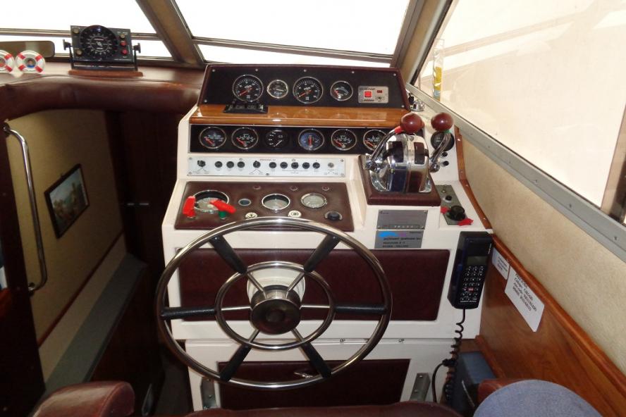 Princess - 37 Flybridge